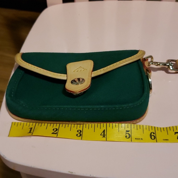 Dooney &Bourke wristlet - Picture 6 of 7